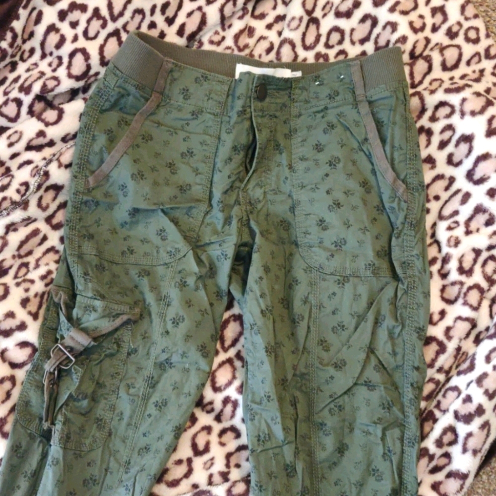 Flowered Cargo Pants
